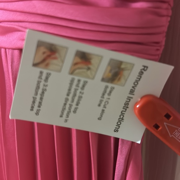 BNWT beautiful hot pink dress - Picture 2 of 5